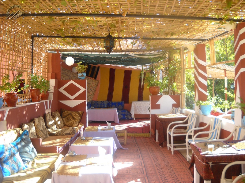 obóz wspinaczkowy maroko riad todra www.cerro.eu